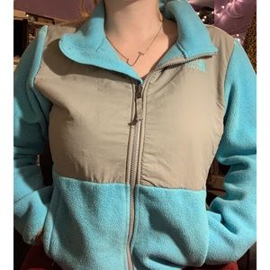 light blue north face zip-up jacket no hood